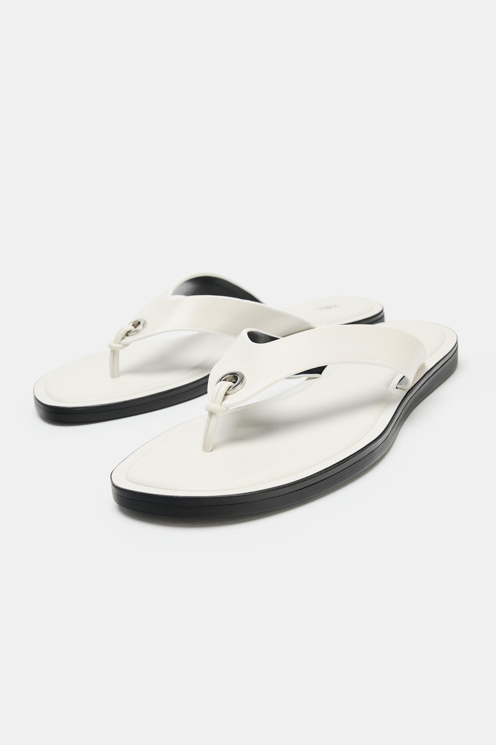 SANDALES PLATES EN CUIR